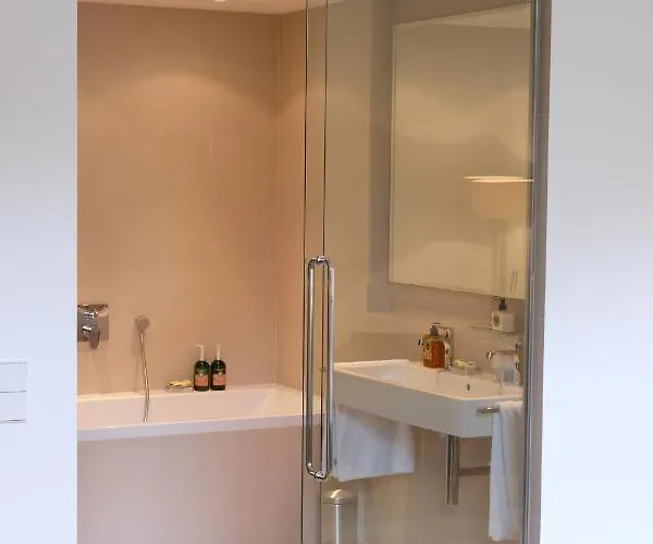 Kolonada Luxury 3 Bedroom Manes Lägenhet