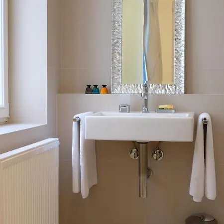 Kolonada Luxury 3 Bedroom Manes Apartment Marianske Lazne