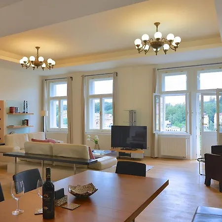 Kolonada Luxury 3 Bedroom Manes *