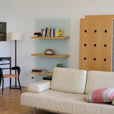 Kolonada Luxury 3 Bedroom Manes
