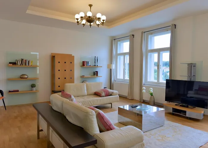 Kolonada Luxury 3 Bedroom Manes Apartman *